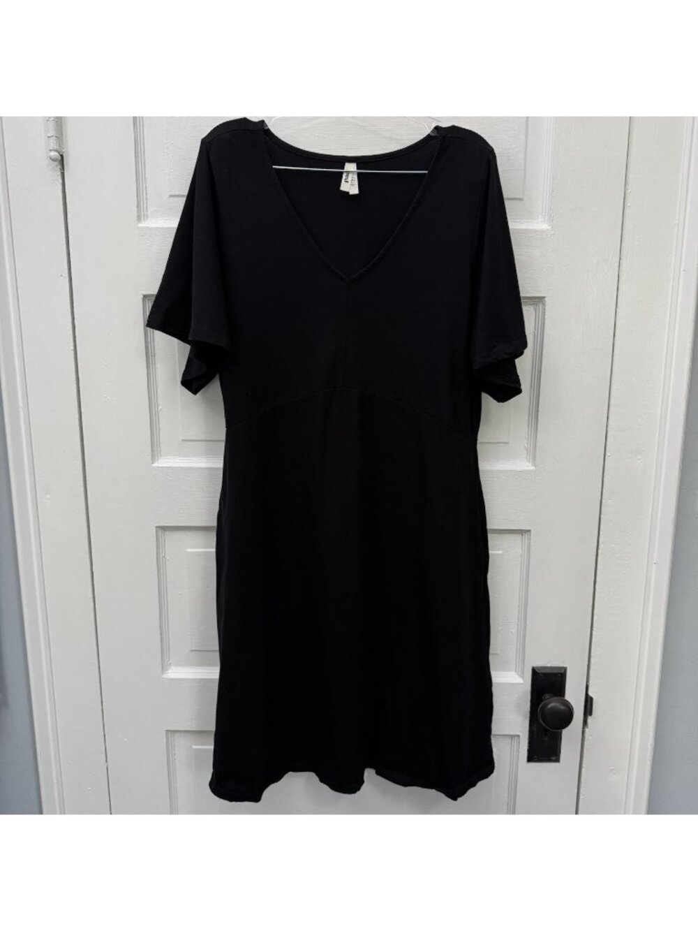 Pact Revive Dress XL Black Organic Cotton V Neck Flutter Sleeve Pockets